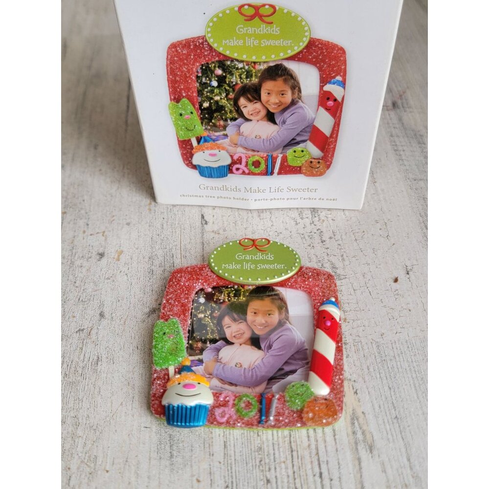 Hallmark grandkids make life sweeter photo frame ornament Xmas candy‎